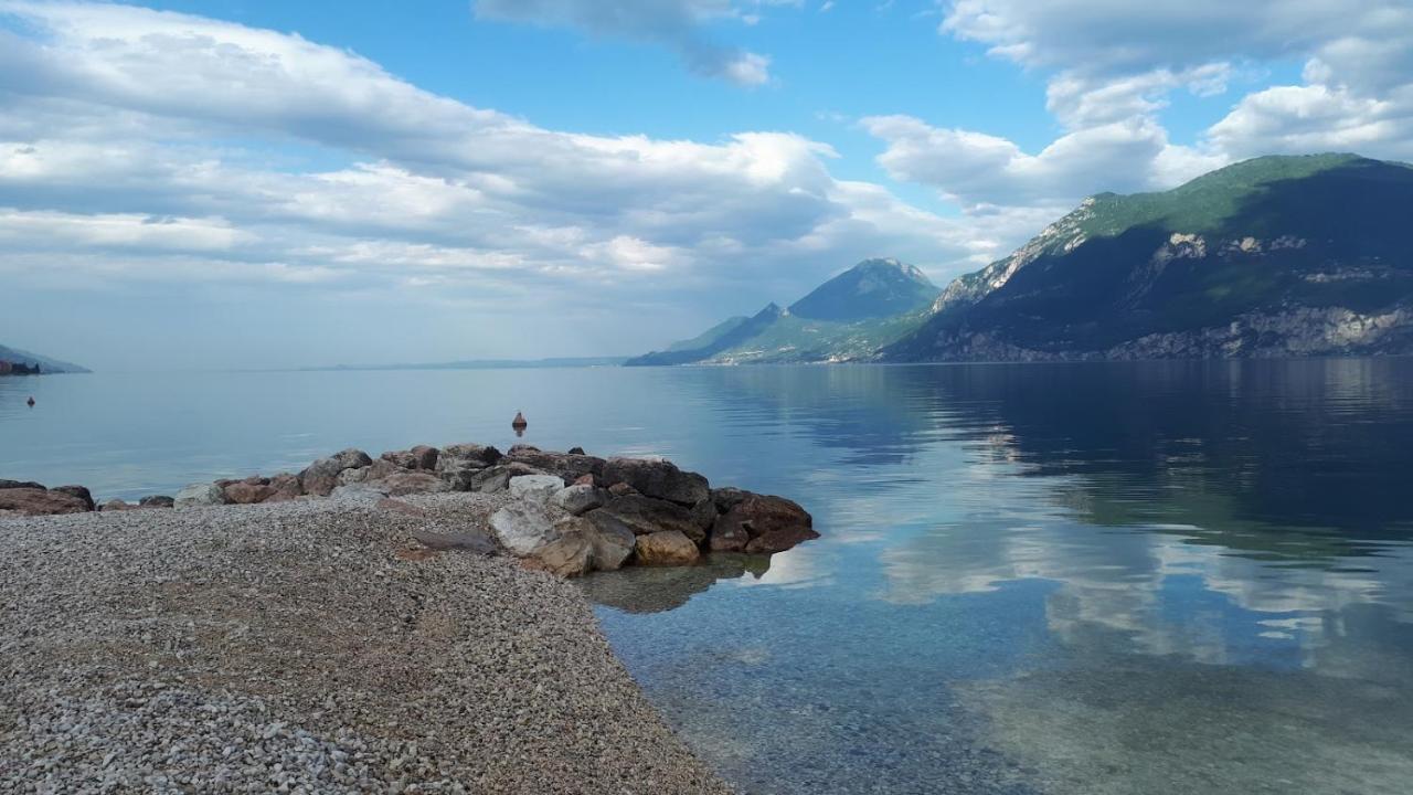 Appartamenti Casa Nina, Lago,Montagne, Uliveti Brenzone sul Garda Ngoại thất bức ảnh