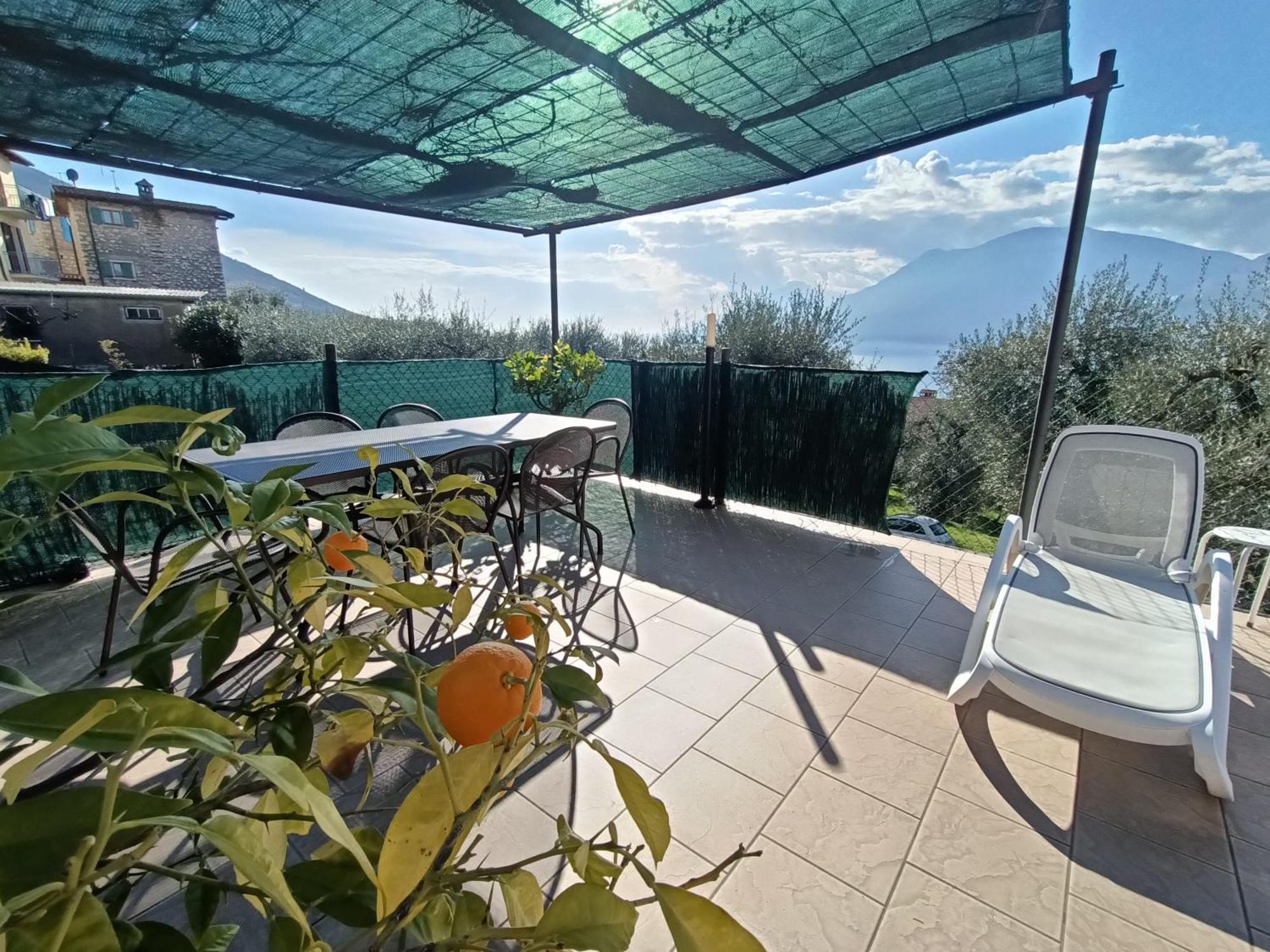 Appartamenti Casa Nina, Lago,Montagne, Uliveti Brenzone sul Garda Ngoại thất bức ảnh